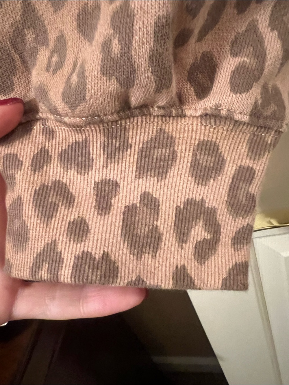 Like New PINK Victoria's Secret 🛍️3 for 25 🛍️Leopard Print Zip-Up Hoodie Size XL - Picture 6 of 10